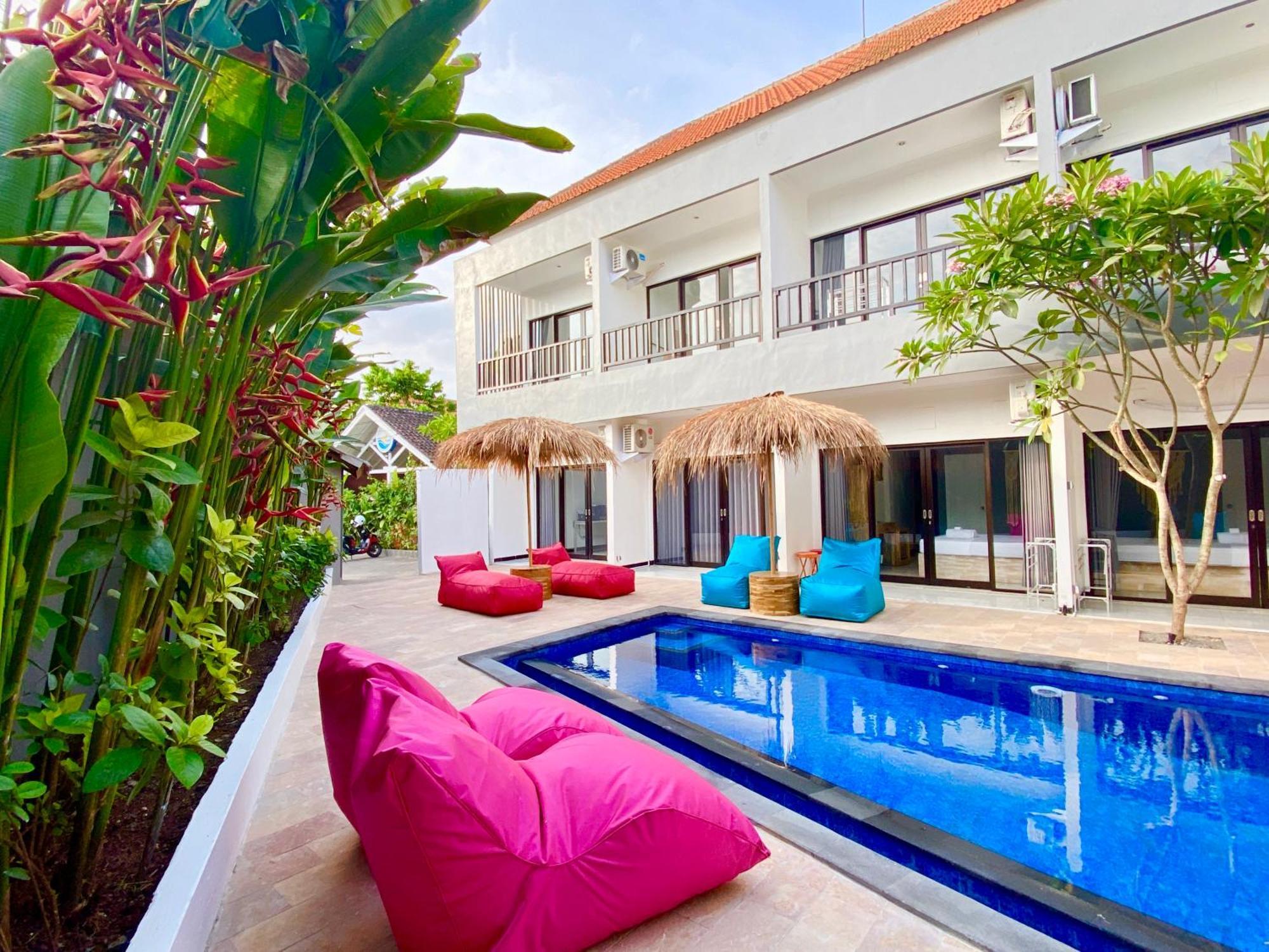 Summer Of Surf Hostel Uluwatu 乌干沙 外观 照片