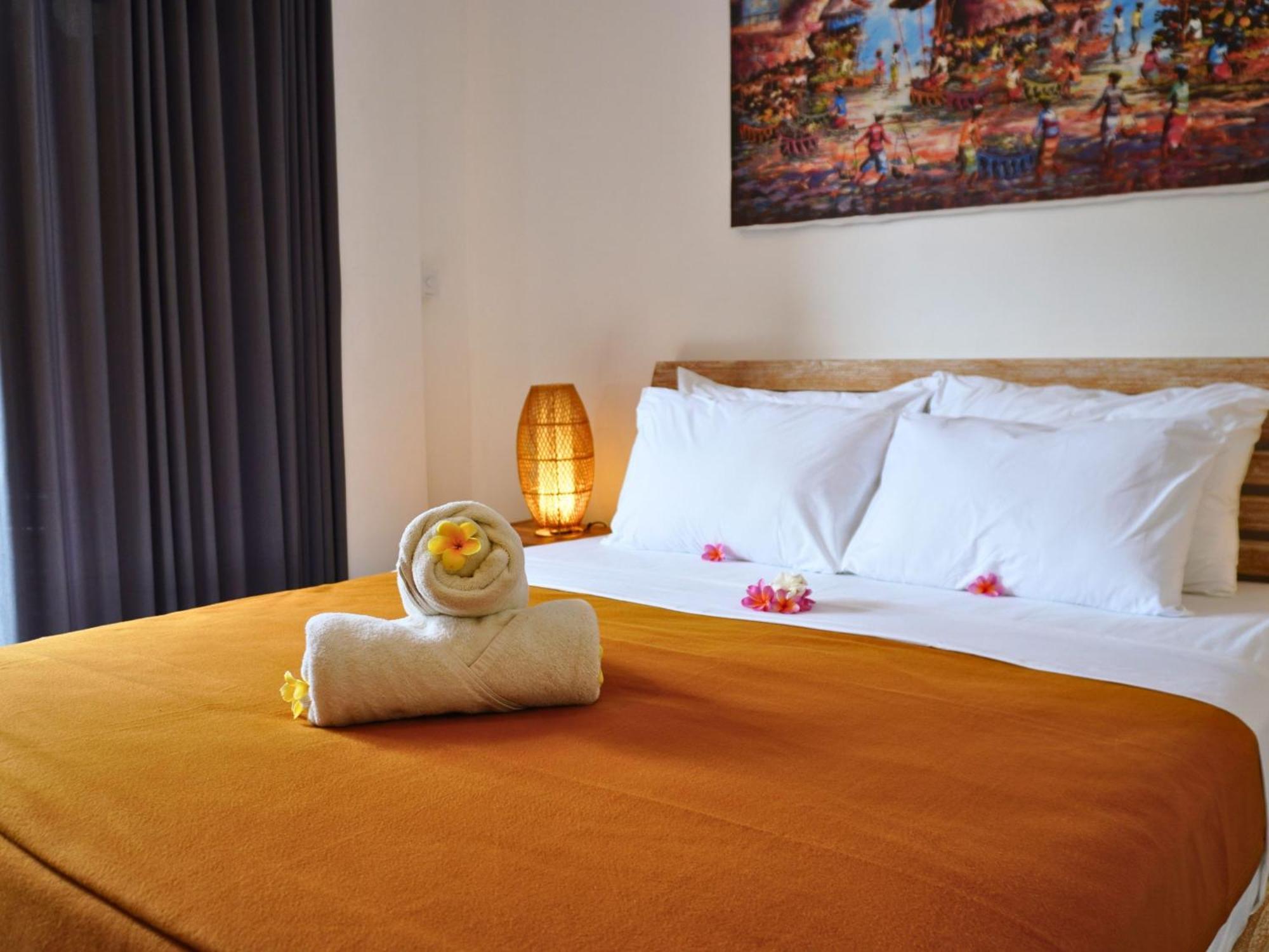 Summer Of Surf Hostel Uluwatu 乌干沙 外观 照片