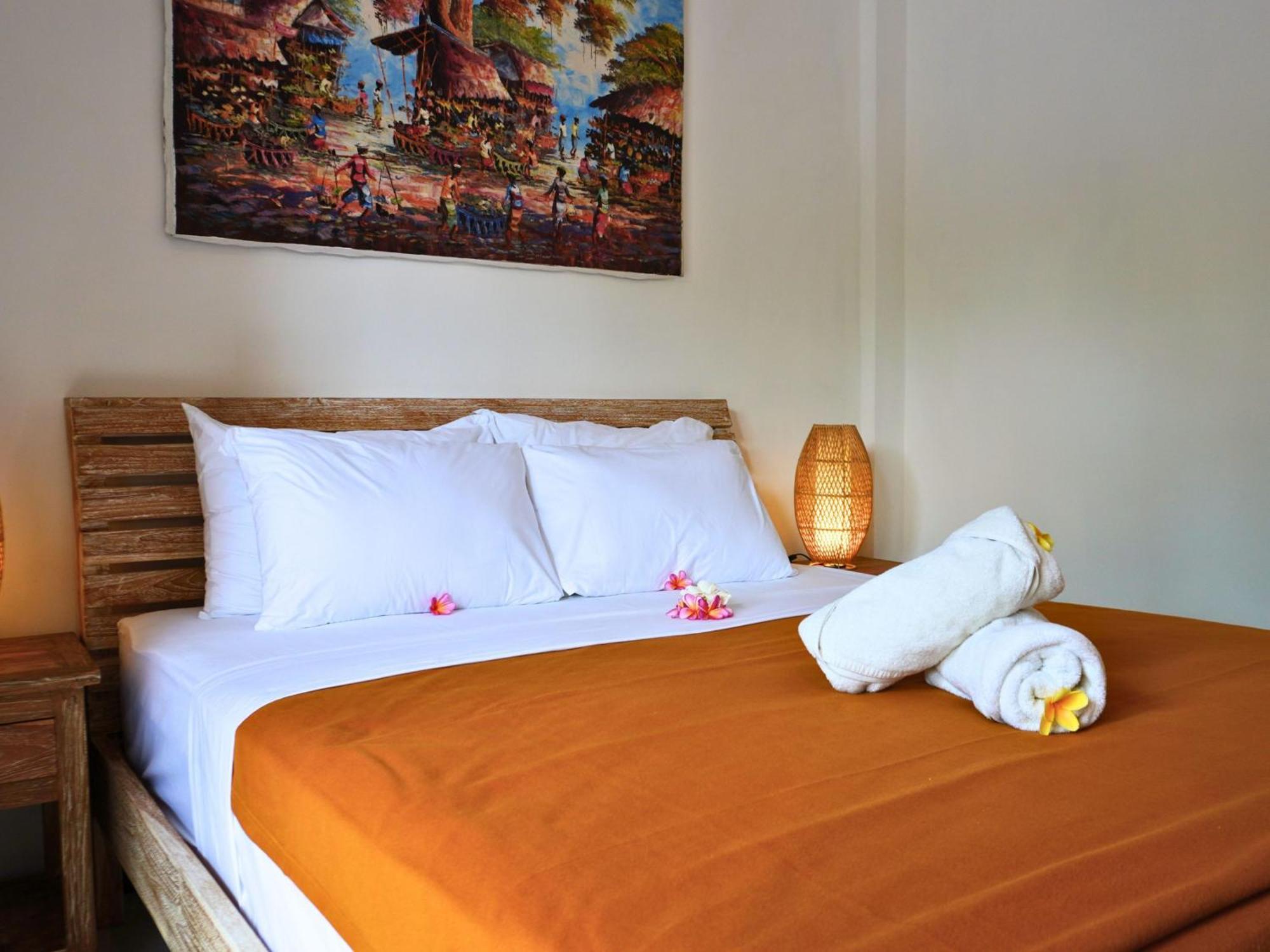 Summer Of Surf Hostel Uluwatu 乌干沙 外观 照片