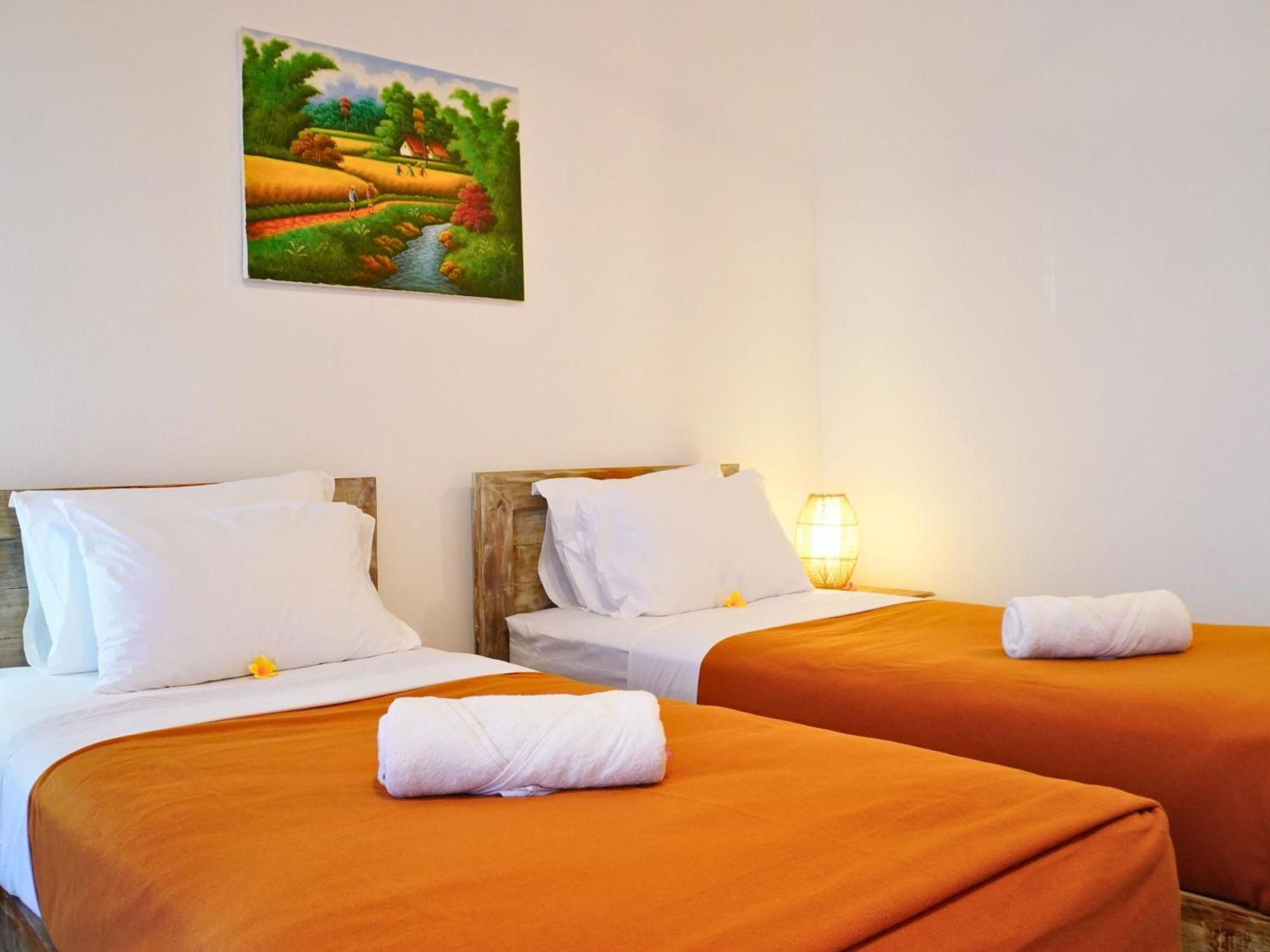 Summer Of Surf Hostel Uluwatu 乌干沙 外观 照片