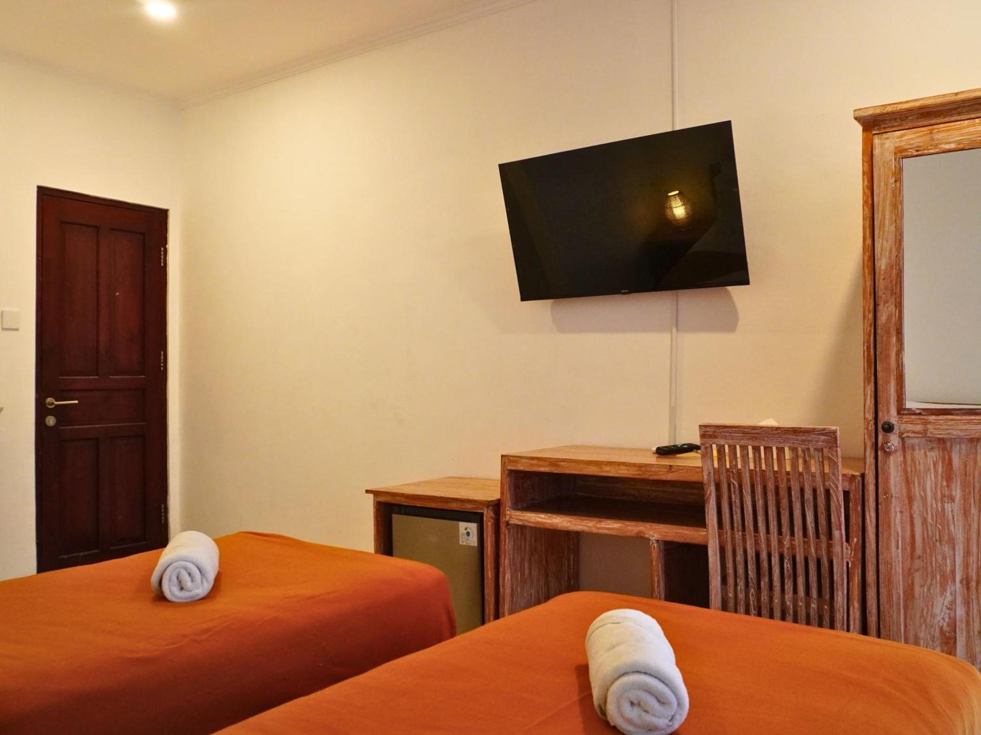 Summer Of Surf Hostel Uluwatu 乌干沙 外观 照片
