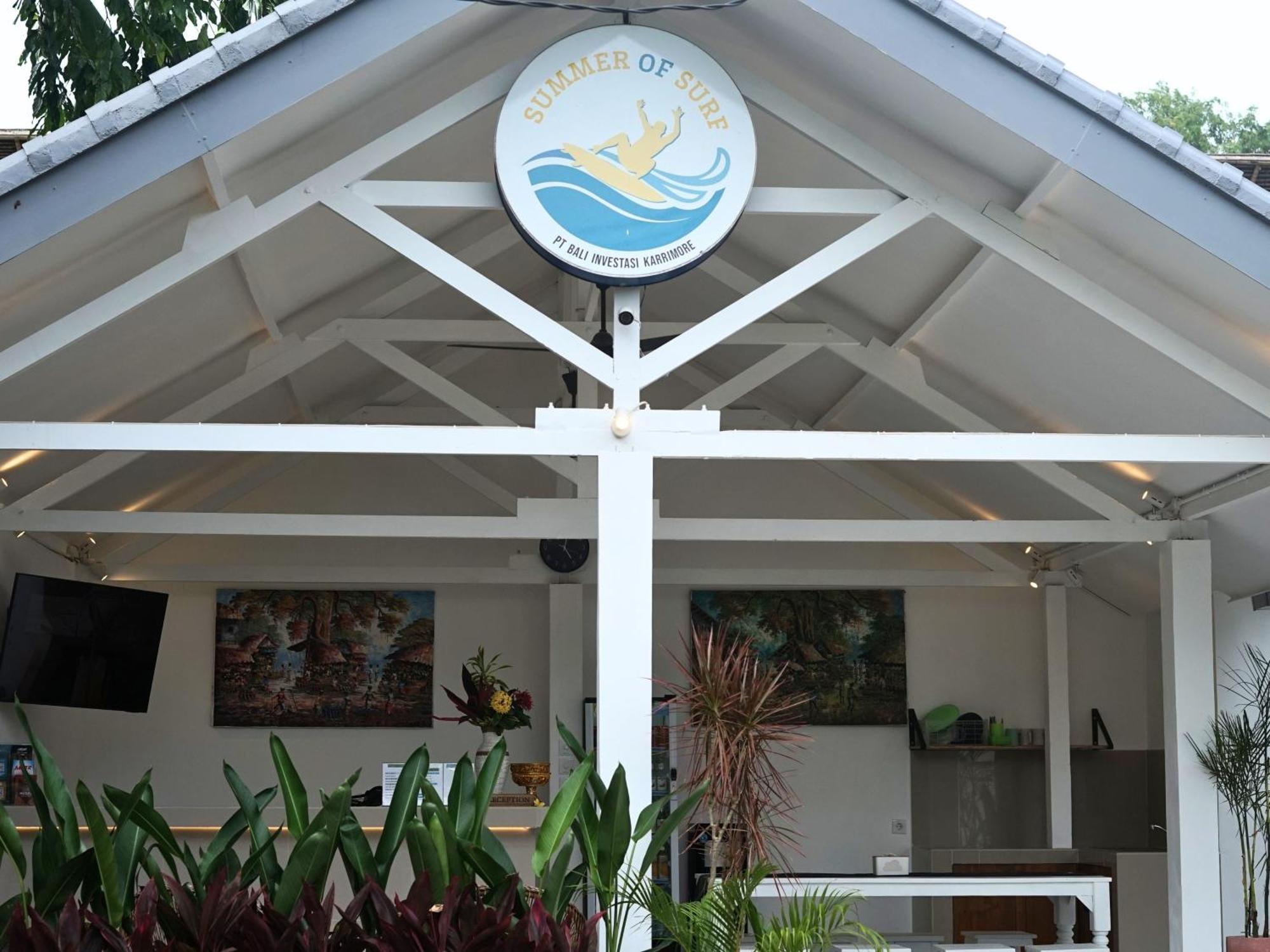 Summer Of Surf Hostel Uluwatu 乌干沙 外观 照片